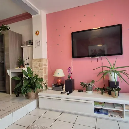 Holiday home Maison Rosemary 2 A 10 Minutes De Rouen *